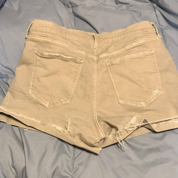 Shorts - Picture 4 of 4